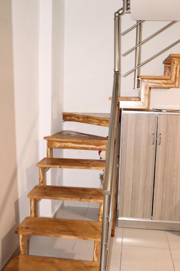 Bebi Hotel And Apartments Sarandë Eksteriør billede