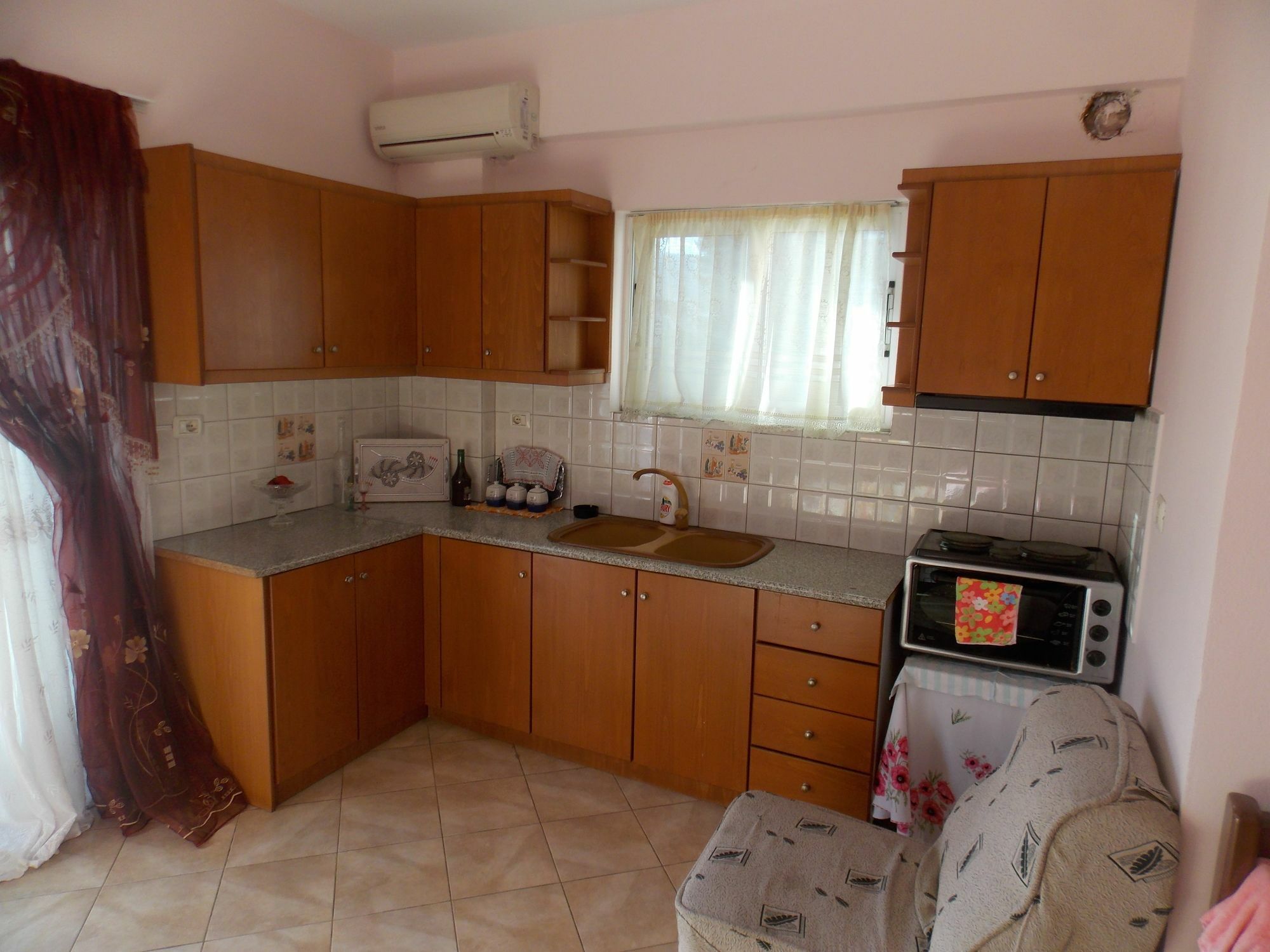 Bebi Hotel And Apartments Sarandë Eksteriør billede